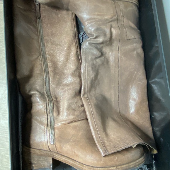 Vic Matè amazing🐎boots. Rugged look. Great heel hight. Strong leather🐎Sloutch - Picture 1 of 16